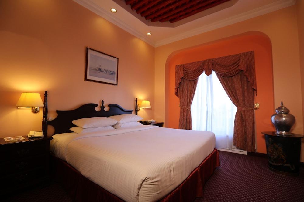 Delmon International Hotel Manama Eksteriør bilde