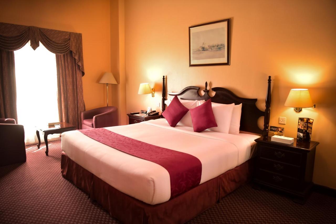 Delmon International Hotel Manama Eksteriør bilde