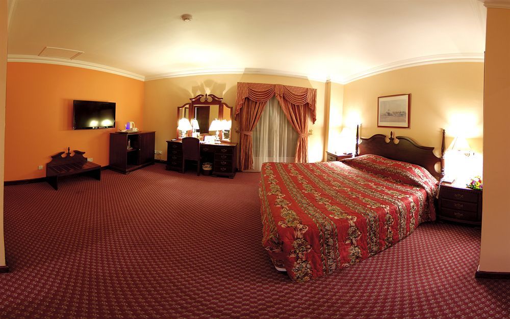 Delmon International Hotel Manama Eksteriør bilde