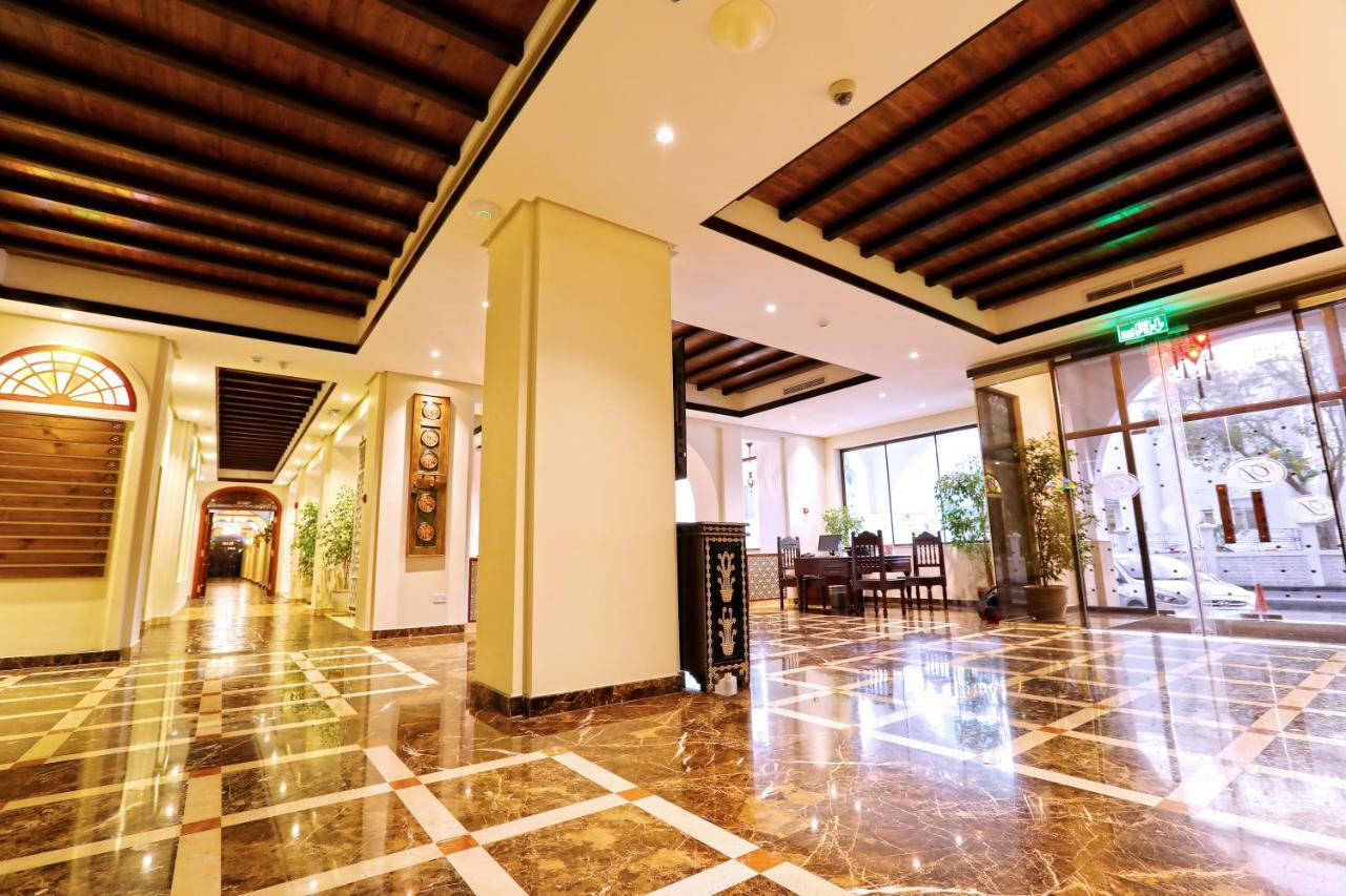 Delmon International Hotel Manama Eksteriør bilde