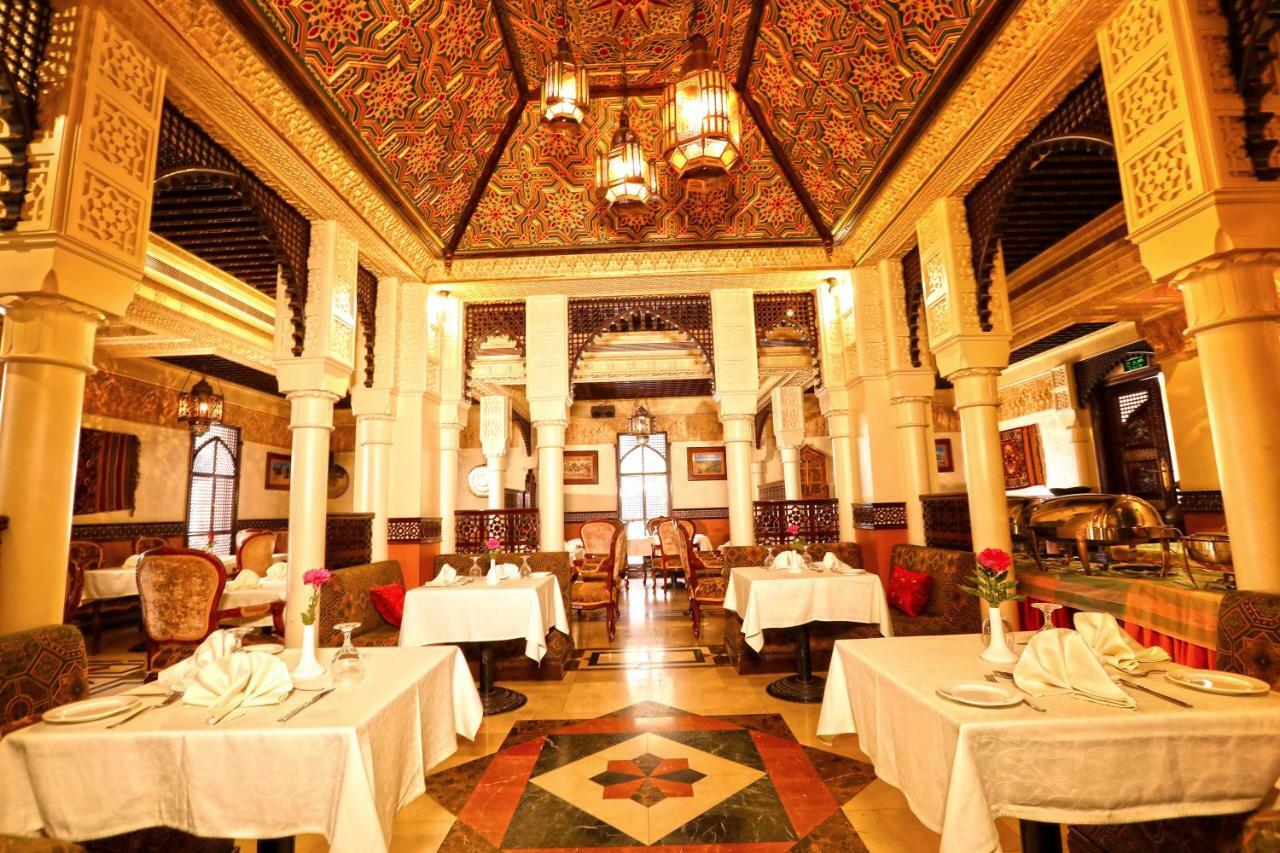Delmon International Hotel Manama Eksteriør bilde